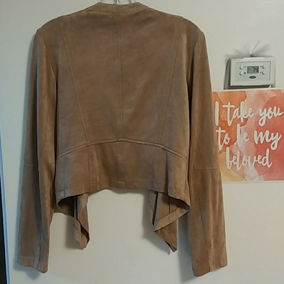 NWT Silky Soft Faux Suede Open Front Blazer - Picture 4 of 8